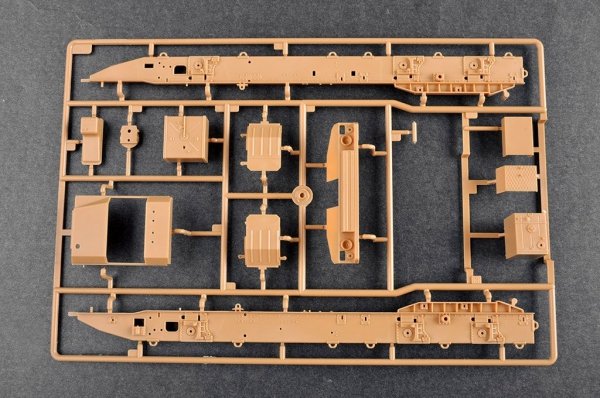 Trumpeter 01086 BAZ-6403 with ChMZAP-9990-071 trailer 1/35