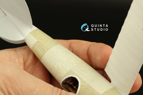 Quinta Studio QL72004 Light plywood, shaded 1/72