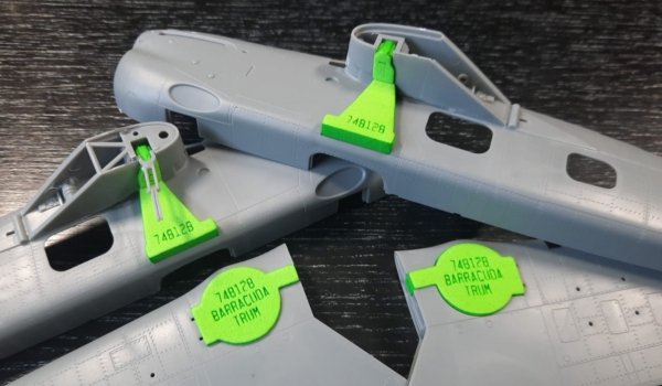 Omask 748128 Fairey Barracuda wheel bay foam plugs (for Trumpeter) 1/48