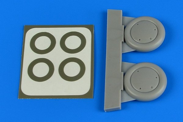 Aires 4717 Gloster Gladiator wheels &amp; paint masks 1/48 RODEN / EDUARD