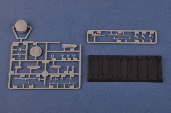 Hobby Boss 86503 French Navy Pre-Dreadnought Battleship Danton 1/350