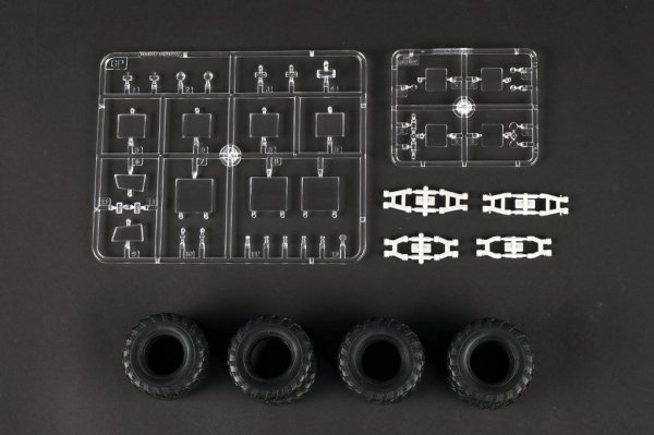 Trumpeter 01090 KZKT-74282 Heavy Tractor 1/35