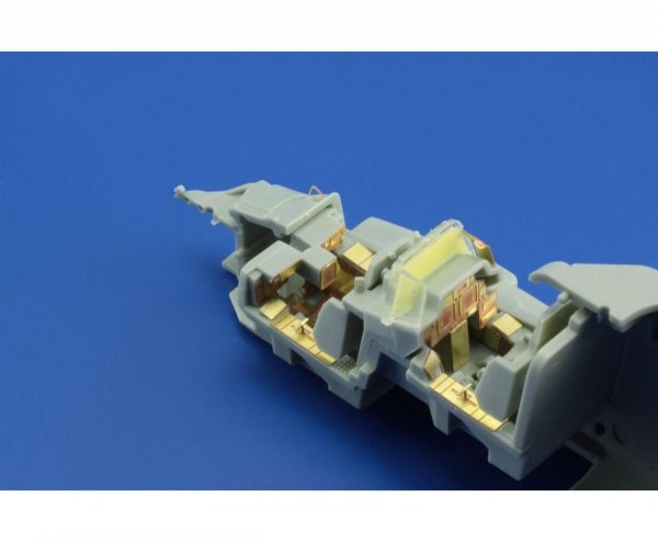 Eduard SS546 AH-64D Block II interior ACADEMY 1/72