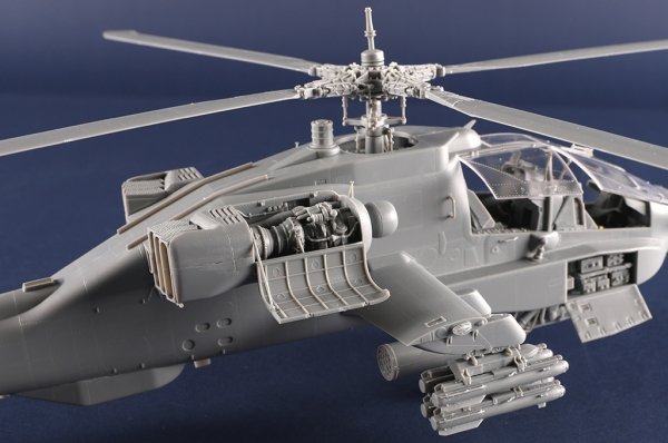 Trumpeter 05114 AH-64A Apache Early 1/35