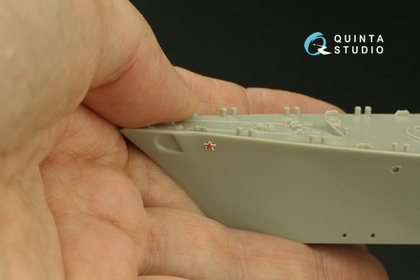 Quinta Studio QP135004 Stars and National emblems for Soviet/Russian warships 1/350