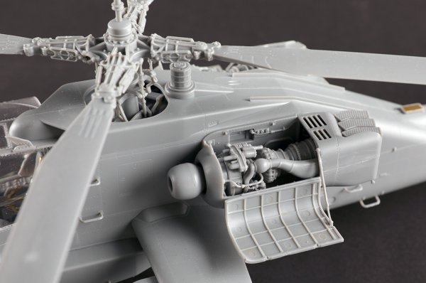 Trumpeter 05115 AH-64A Apache Late 1/35