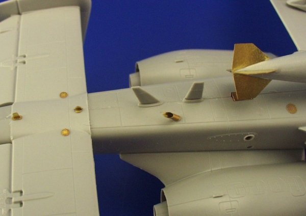 Eduard 73232 A-10 1/72 ITALERI, REVELL