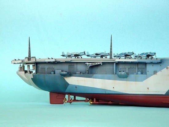 Trumpeter 05603 U.S. Aircraft Carrier CV-10 Yorktown 1944 (1:350)