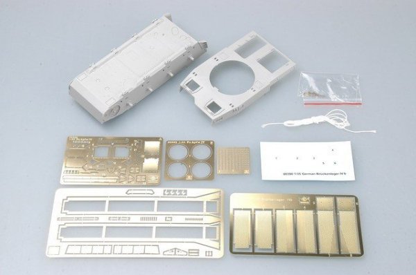 Trumpeter 00390 German Bruckenleger IV b (1:35)