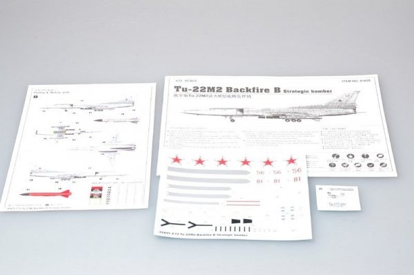 Trumpeter 01656 Tu-22M3 Backfire C Strategic bomber (1:72)