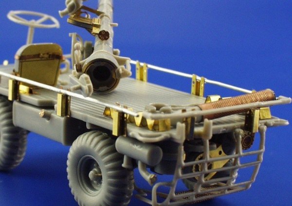 Eduard 35643 M-274 Mule w/106 R. R. 1/35 Dragon