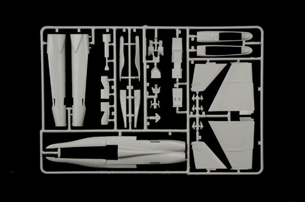 Italeri 1429 F/A-18 HORNET Swiss Air Force - Royal Australian Air Force 1/72