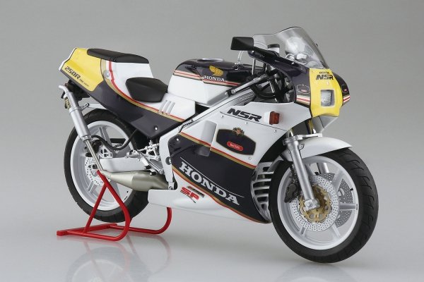 Aoshima 06691 Honda MC18 NSR250R SP Custom '88 1/12