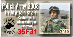 Toro 35F31 PKW Afganistan - Żołnierz z karabinkiem MINI BERYL Figurka wraz z kalkomanią 1/35