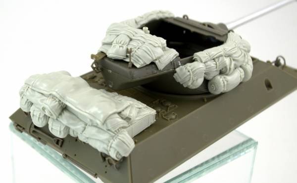 Panzer Art RE35-703 M36 “Jackson” stowage set 1/35