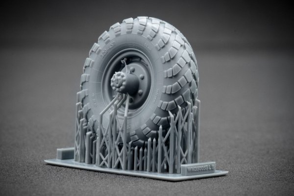 ScaleX WM 35005S GAZ-66 Sagged wheel set (for Trumpeter) 1/35