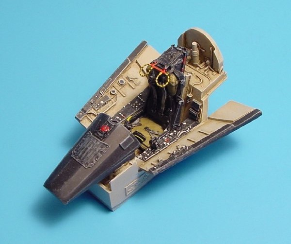 Aires 4204 F-8J Crusader cockpit set 1/48 Hasegawa
