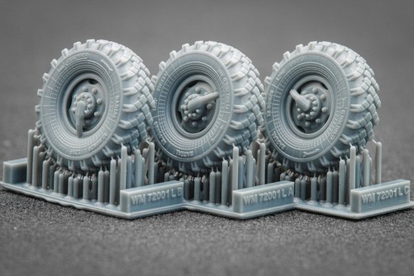 ScaleX WM 72001 ZIL 131 Ordinary wheel set (for ICM) 1/72