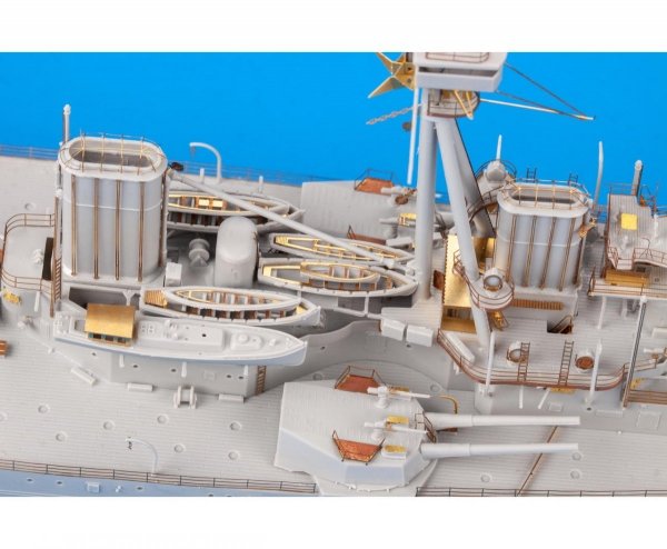 Eduard 53258 HMS Dreadnought 1915 1/350 TRUMPETER
