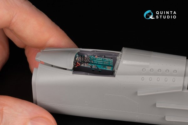Quinta Studio QD+48559 MiG-25RBF 3D-Printed &amp; coloured Interior on decal paper (ICM) (with 3D-printed resin parts) 1/48