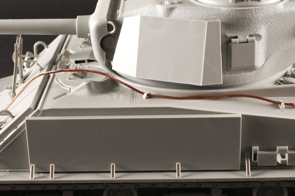 I Love Kit 61621 M4A3E8 Thunder VII - US Medium Tank 1/16