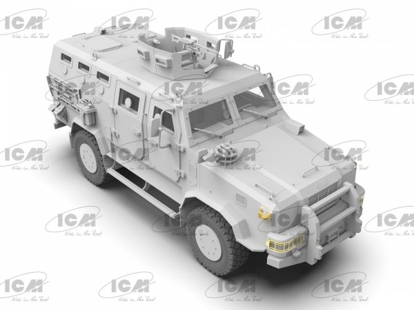 ICM 35015 Kozak-2 Ukrainian National Guard 1/35