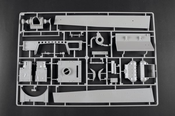 Trumpeter 00945 Pz.Kpfw.VI Ausf.E Sd.Kfz. 181 Tiger I Late Production 1/16
