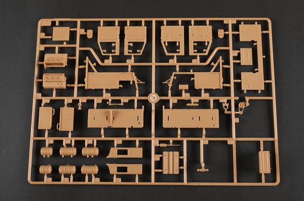 Trumpeter 01087 72V6 of 96k6 Pantsir-S1 SPAAGM BAZ-6909 1/35