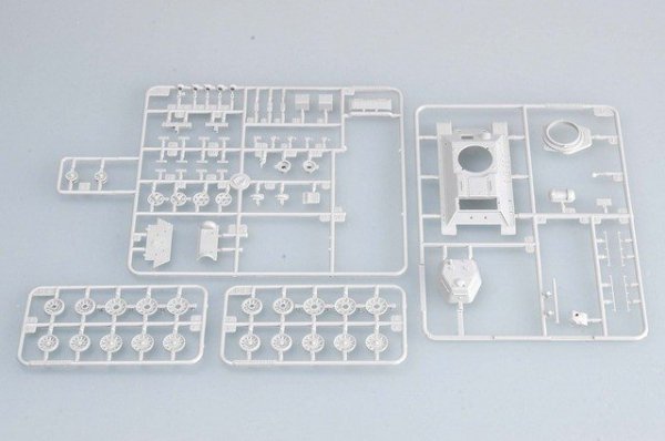Trumpeter 07208 T-34/76 Model 1943 (1:72)
