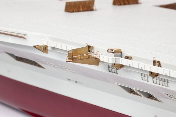 Eduard 53300 USS Nimitz CVN-68 part 6  Trumpeter 1/350