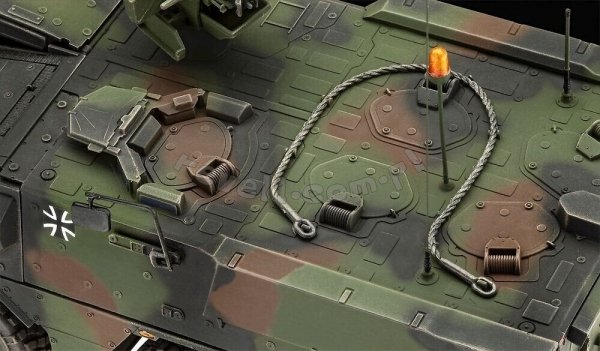 Revell 03343 GTK Boxer GTFz 1/35