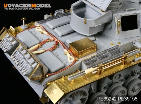 Voyager Model PE35242 WWII German Pz.Kpfw.III Ausf.N sPz.Abt 501 Afrika For DRAGON 6431 1/35