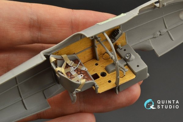 Quinta Studio QD32112 Pfalz D.III 3D-Printed &amp; coloured Interior on decal paper ( Roden ) 1/32
