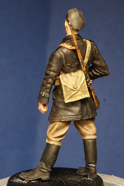 ToRo Model 35F126 Wrzesień 1939 - Żołnierz 10 Płk. Strzelców Konnych / September 1939 - Polish Soldier, 10 Mounted Rifle Reg.(mot) Figurine with decals / Two different heads included 1/35