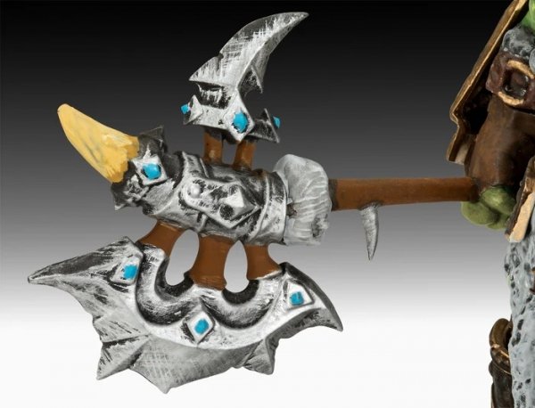 Revell 03516 Gift Set World of Warcraft Thrall (WoW) 1/16