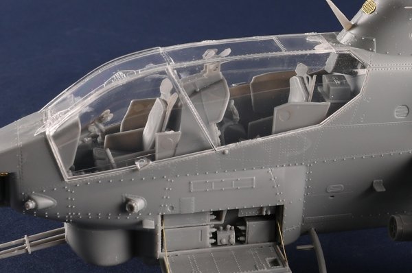 Trumpeter 05116 AH-1W Super Cobra 1/35