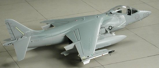 Hasegawa D19 AV-8B Harrier II (1:72)