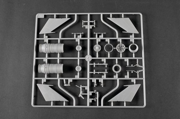 Trumpeter 02825 JJ-7A Trainer 1/48
