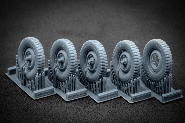 ScaleX WW 35003S Kubelwagen type 82 Sagged wheel set (for Meng, Tamiya) 1/35