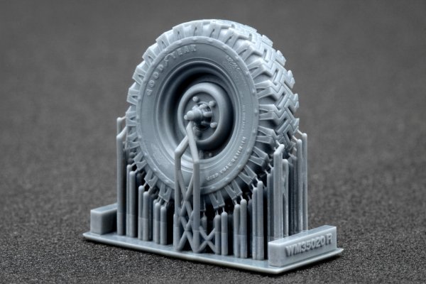 ScaleX WM 35020 L. Rover 88 6.5 small Ordinary wheel set (for AK-Interactive) 1/35