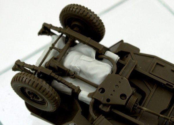 Panzer Art RE35-713 Willys “Jeep” winter canvas cover 1/35