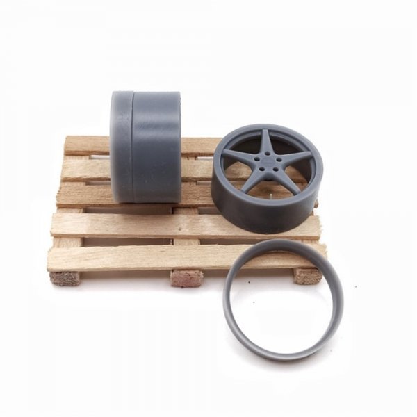 Yamamoto YMPRIM18 Ocean Mk18 18 Inch + Tyres Pro Kit 1/24