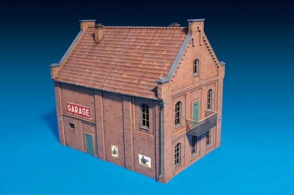 MiniArt 72031 BUILDING WITH GARAGE 1:72
