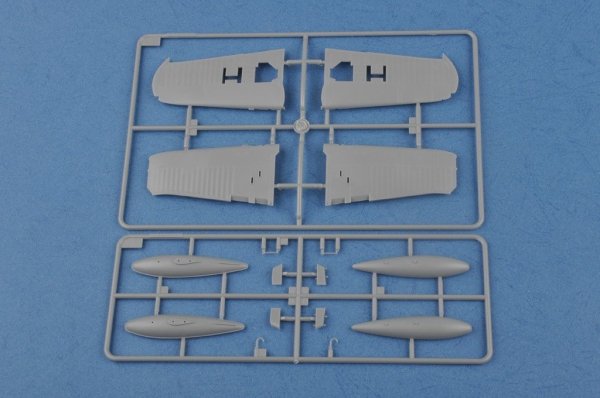 Hobby Boss 80388 F4U-4B Corsair (1:48)