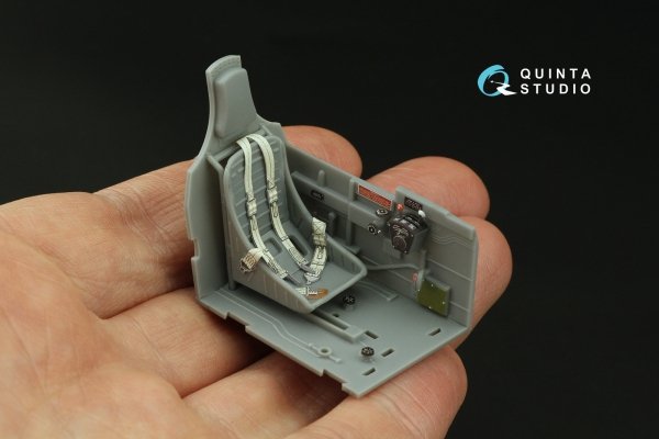 Quinta Studio QD32208 P-40F WarHawk 3D-Printed coloured Interior on decal paper (Trumpeter) 1/32