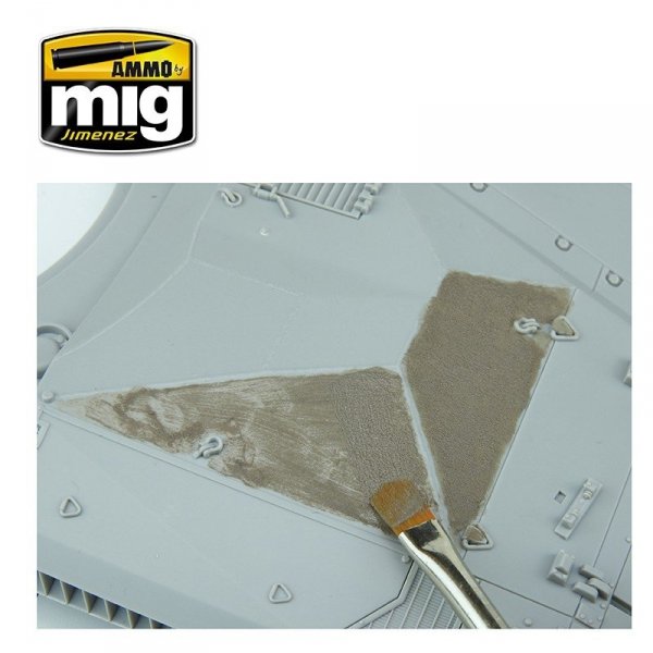 Ammo of Mig 2035 ANTI-SLIP PASTE - BROWN COLOR FOR 1/35