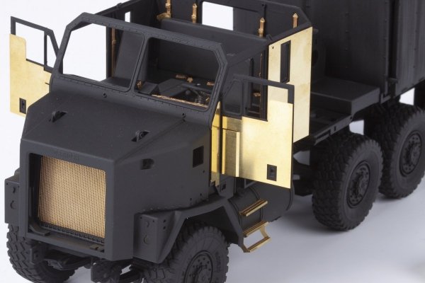 Eduard 36491 M1070 Gun truck HOBBY BOSS 1/35