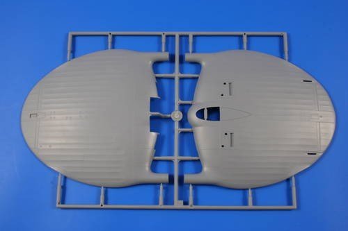 Specjal Hobby 48121 V-173 Flying Pancake (1:48)