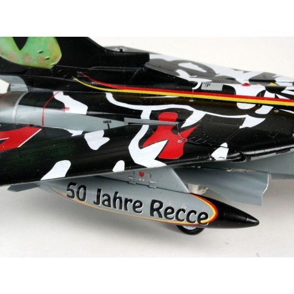 Revell 04695 Tornado Tigermeet 2009 (1:72)