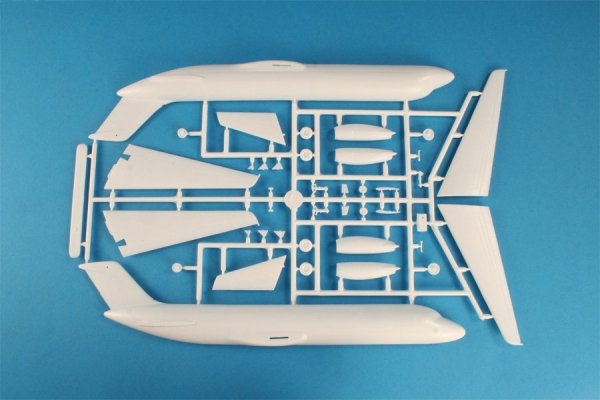 Fly 14410 DC 9-15 Fuerza Aerea Venezolana (1:144)